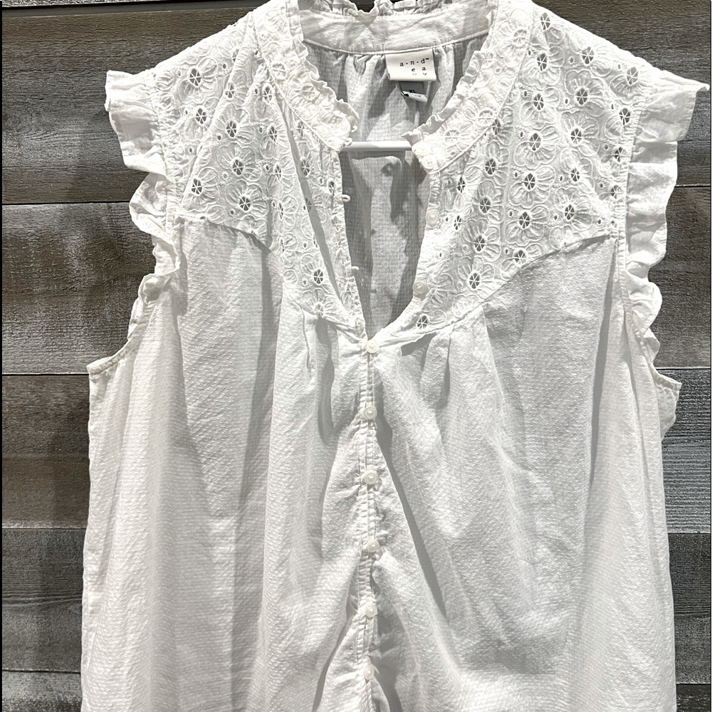 Target linen tank top with eyelet detail